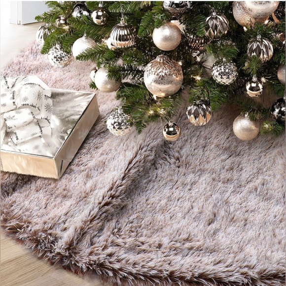 NEW Deluxe White Brown Faux Fur Extra Large Christmas Tree Skirt - Picture 1 of 5